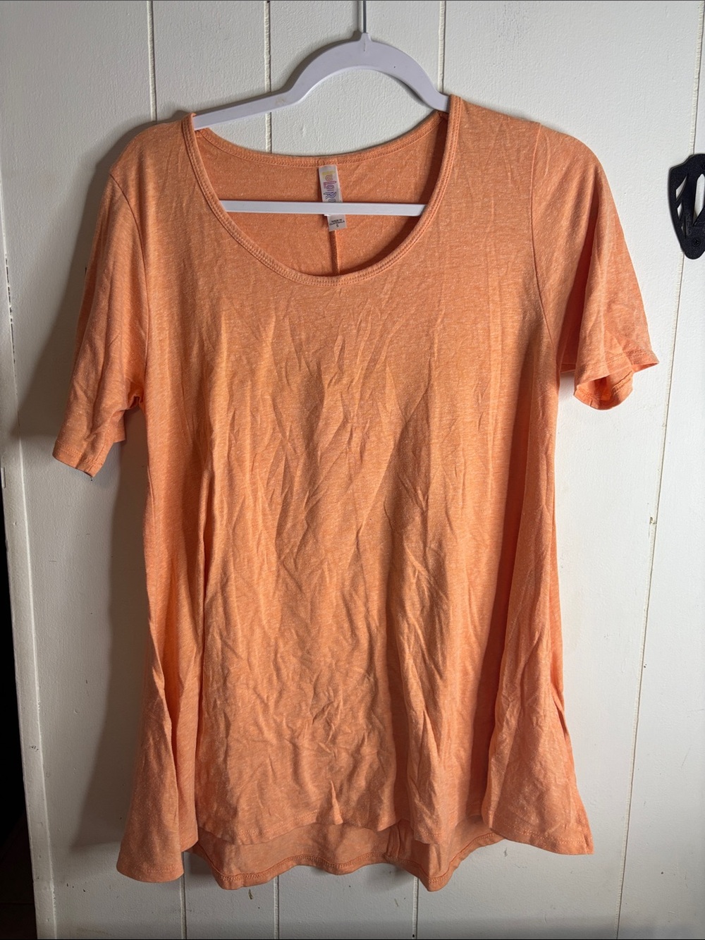 493 - Women's Scoop Neck Lightweight Top - Peach
